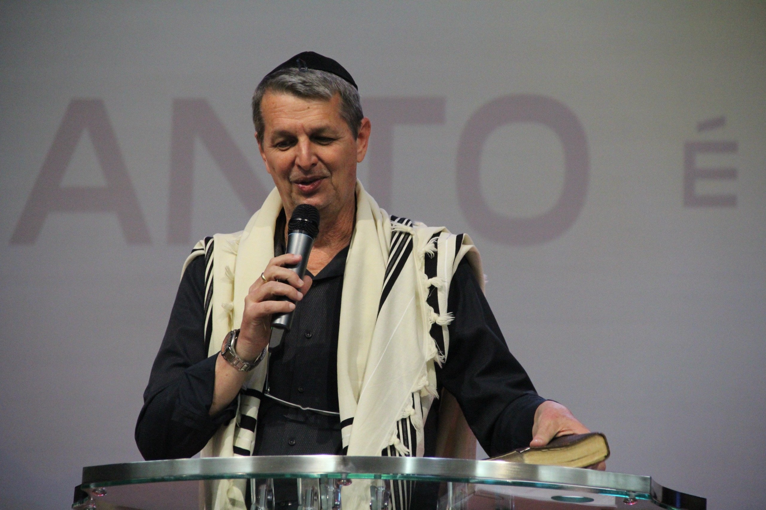 Rabino alerta que tradução do Novo Testamento sem raiz hebraica pode gerar heresias